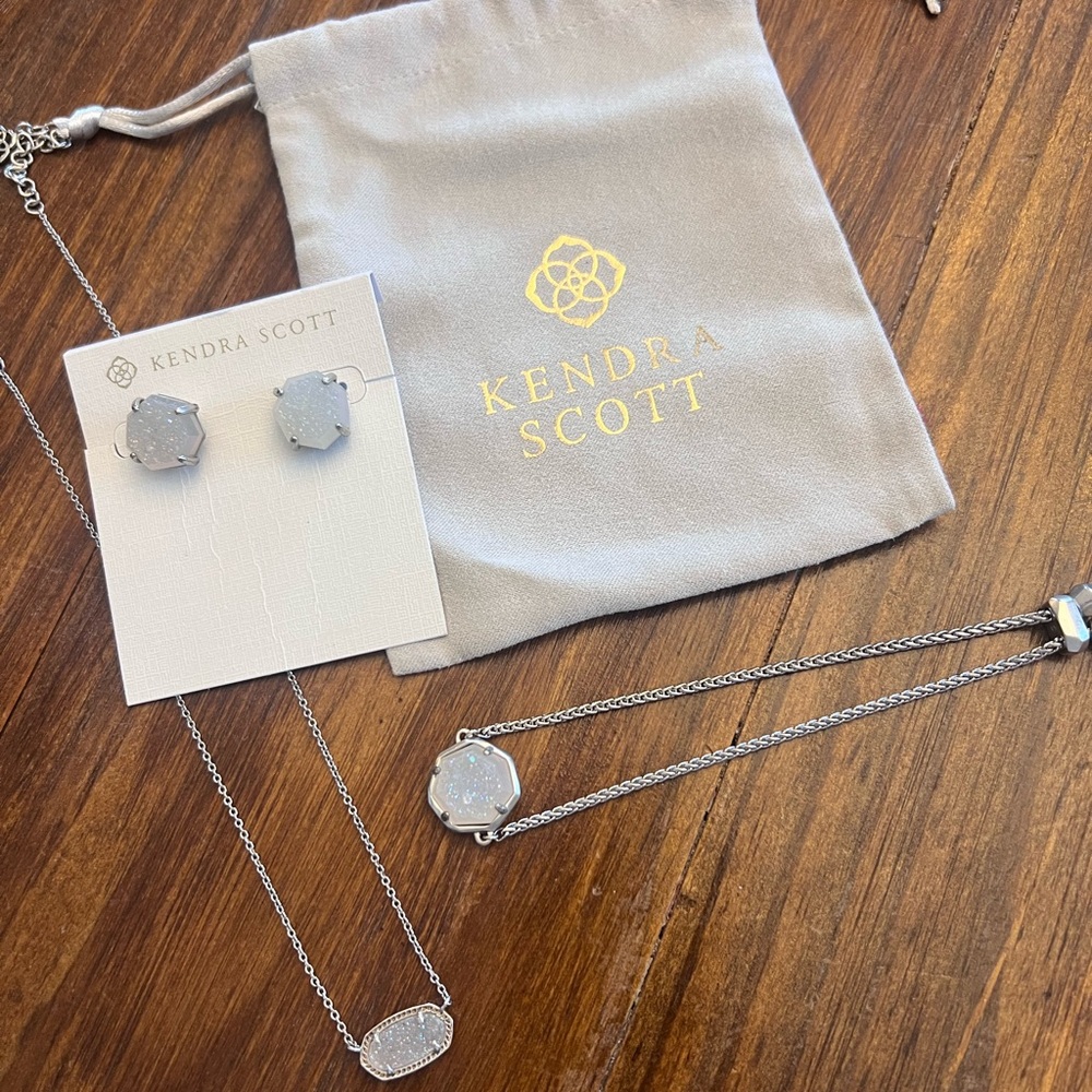Kendra Scott 3 piece Set - silver with Iridescent Drusy stone.